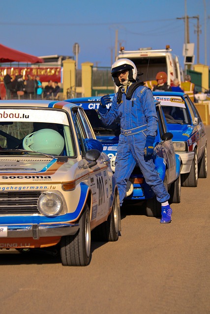 翔伞起飞的 翔伞起飞的